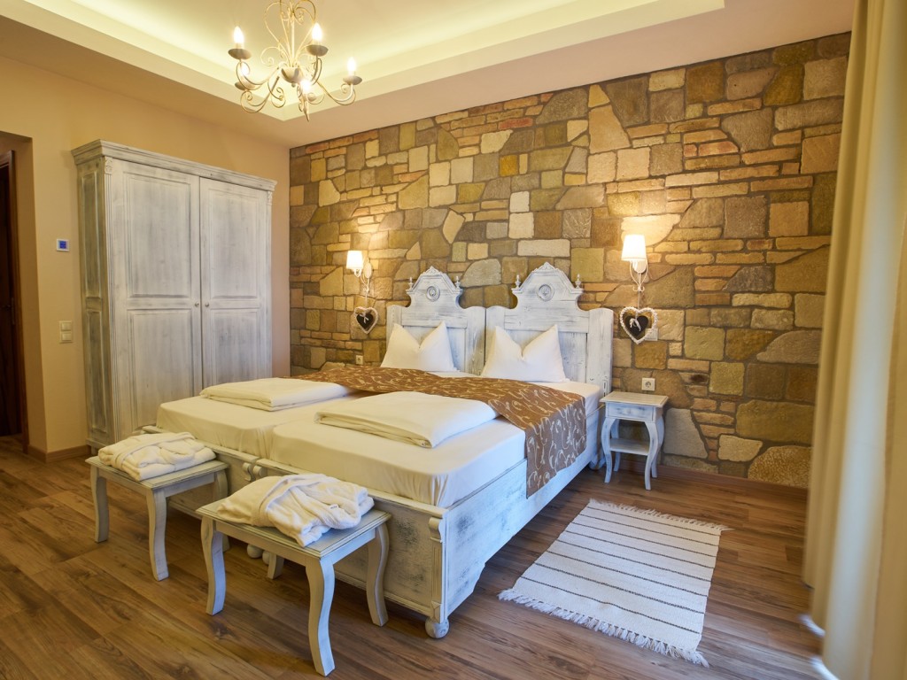 Mansion - Deluxe twin bed