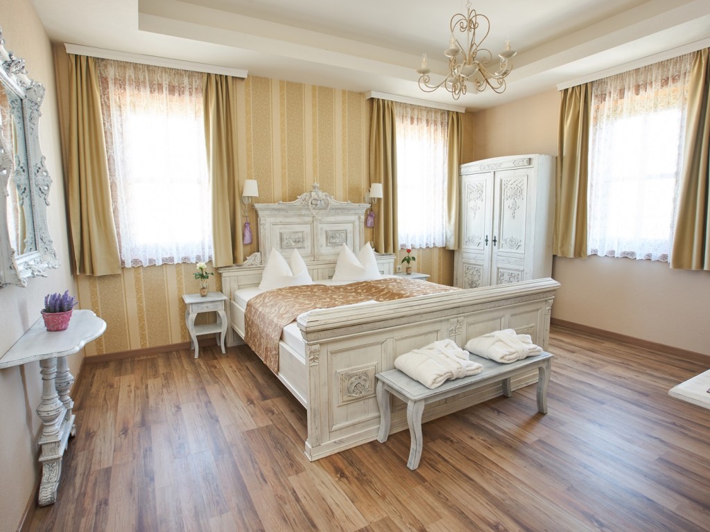 Mansion - Deluxe Honeymoon double bed