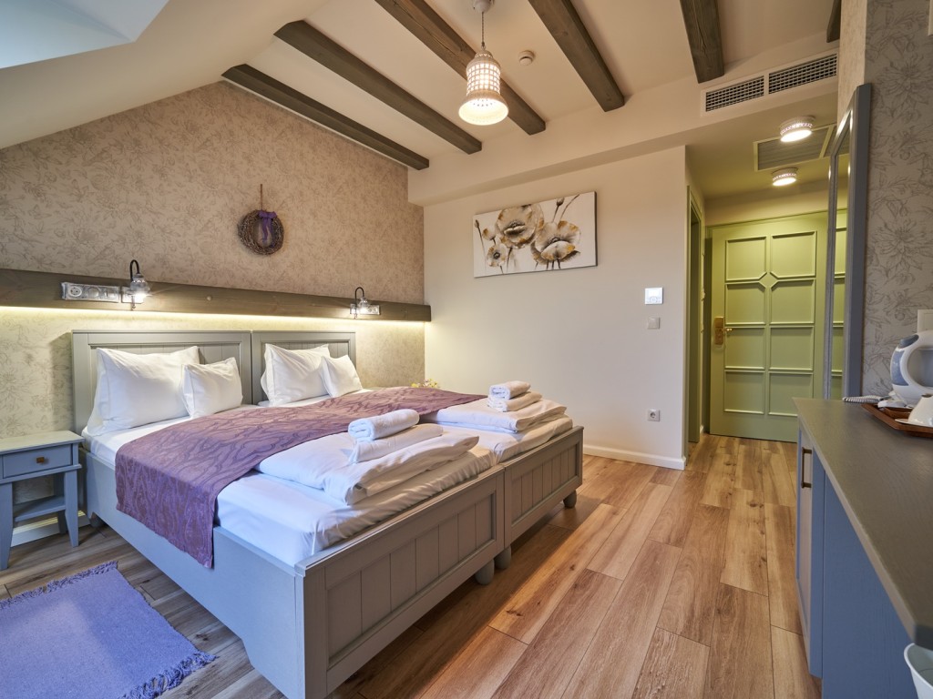 Mansion - Standard Plus twin bed